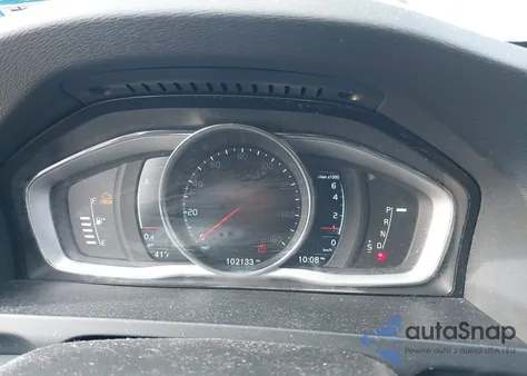 2015 Volvo S60 T5 Premier z USA, uszkodzony, nr VIN YV126MFKXF1349414